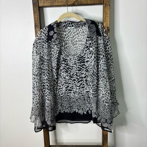 Nicola Black and White Animal Print Blouse & Tank Set